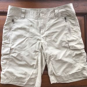 Women’s Columbia shorts